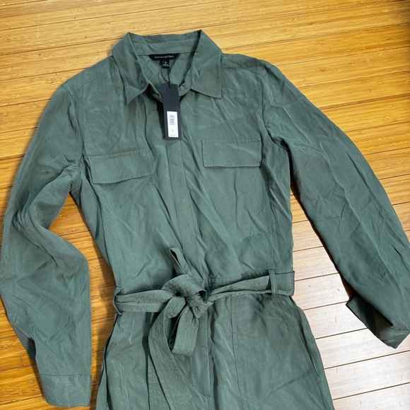 Banana Republic green army jumpsuit size 6 NWT long sleeve - Picture 4 of 10